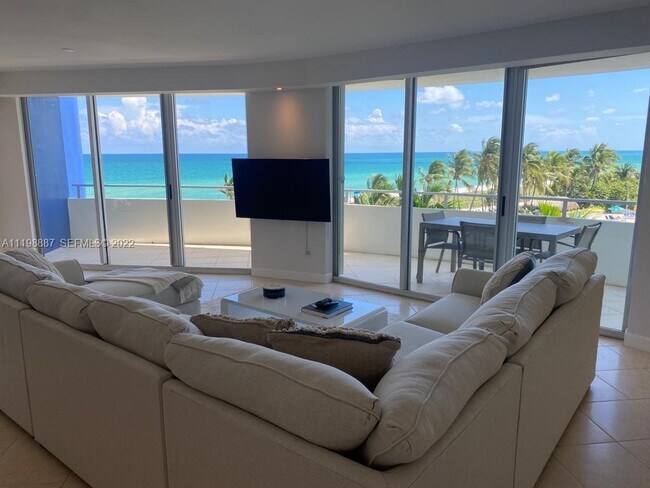 5151 Collins Ave Unit 531