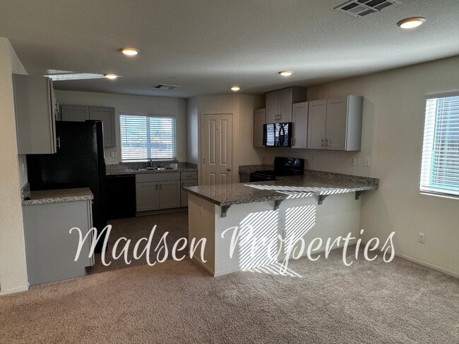 Photo - 114 Christian Ave