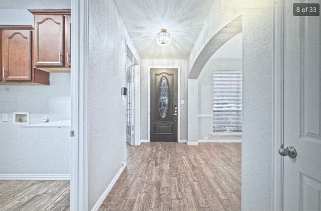 Photo - 438 Bristol St