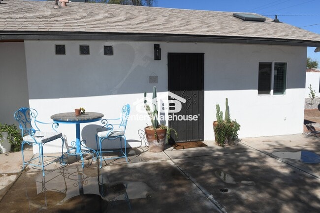 Photo - 222 E Southgate Ave