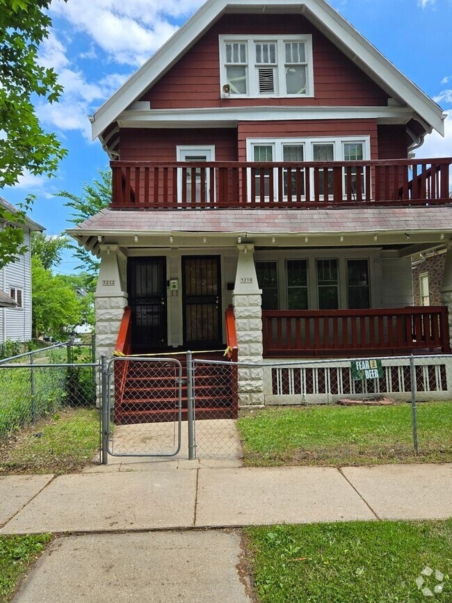 Building Photo - 3210 N 12th St Unit 3212 N 12th St Rental