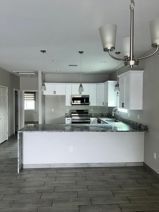 Photo - 1848 Silver Ct