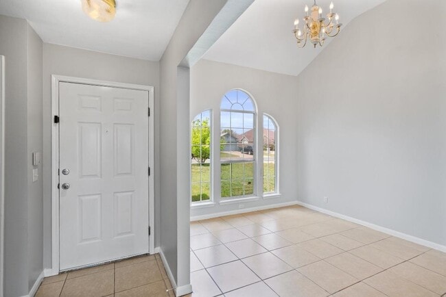 Photo - 604 Maplecreek Dr