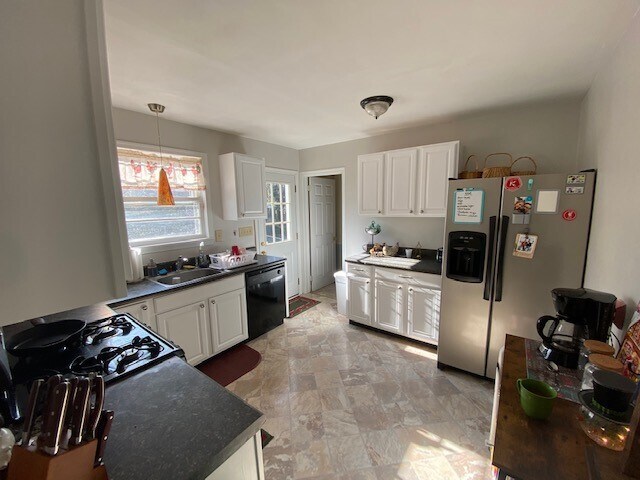 Kitchen - 523 Meriwether Ave