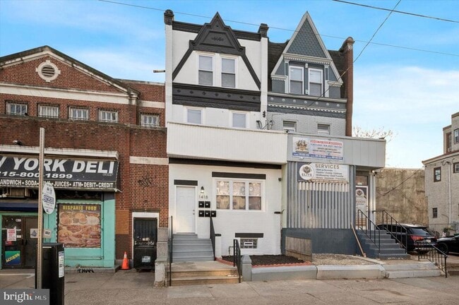 Photo - 1418 W Erie Ave