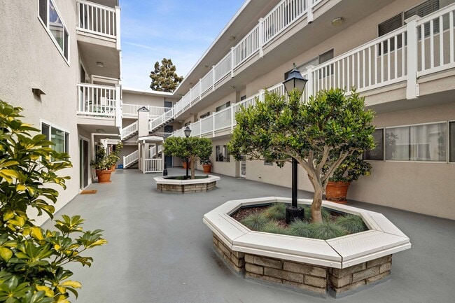 Photo - 2411 Prospect Ave Unit 219