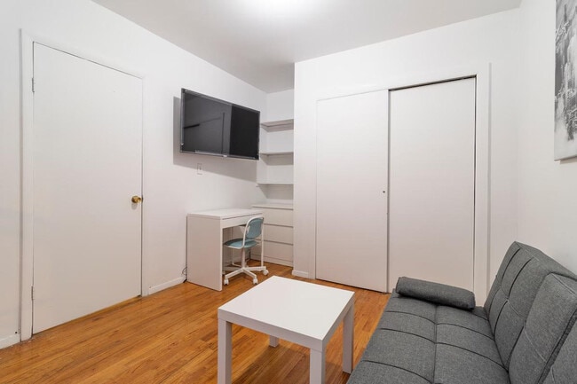 335 E 94th St Unit SI ID1032039P