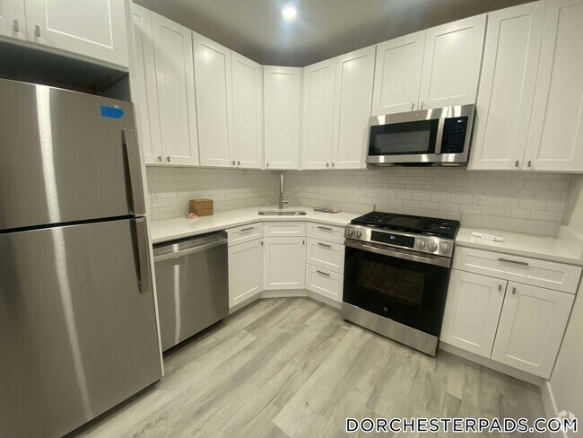 Building Photo - 10 Cawfield St Unit 1 Rental