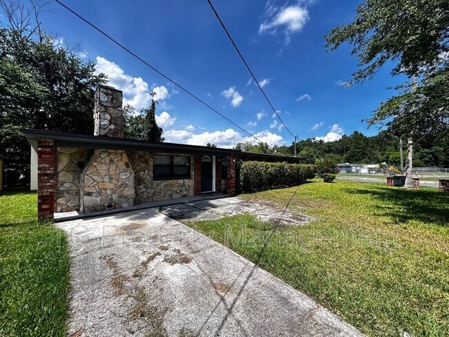 Photo - 6855 Hafford Ln House