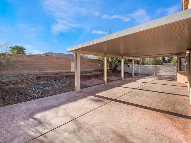 Photo - 5021 Drifting Pebble St