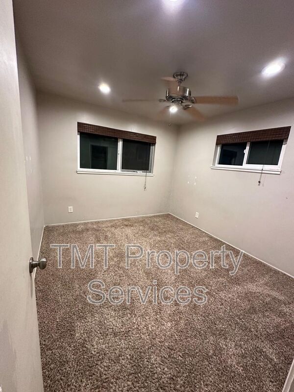 Photo - 1615 W. St. Unit #5