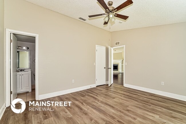 Photo - 6212 Chinaberry Dr