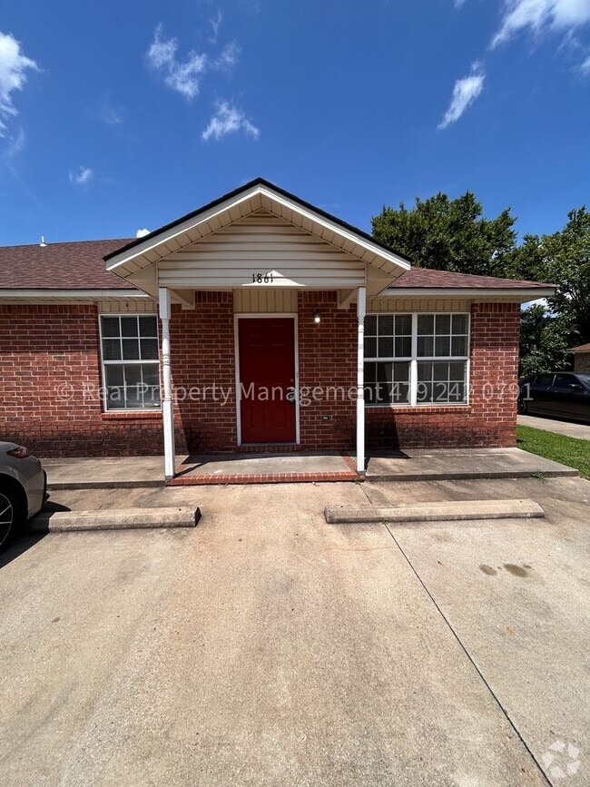 Building Photo - 1861 Brazil Ave Rental