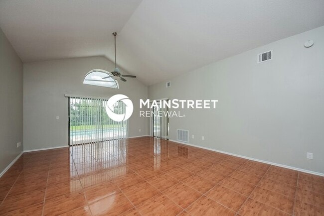 Photo - 3 Bedroom Pet-Friendly Home in ORLANDO, FL with Main Street Renewal