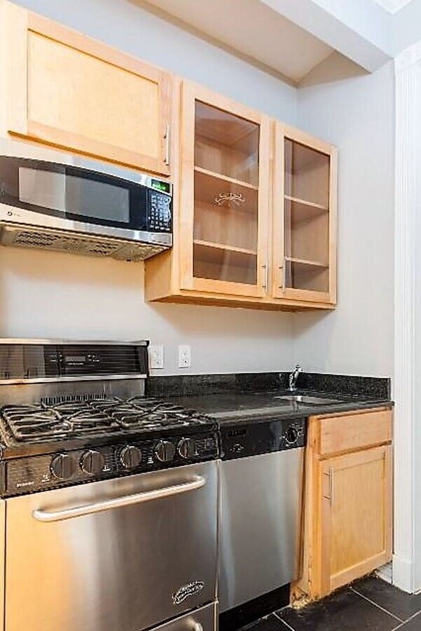 Photo - AVENUE B Unit 1/2FN