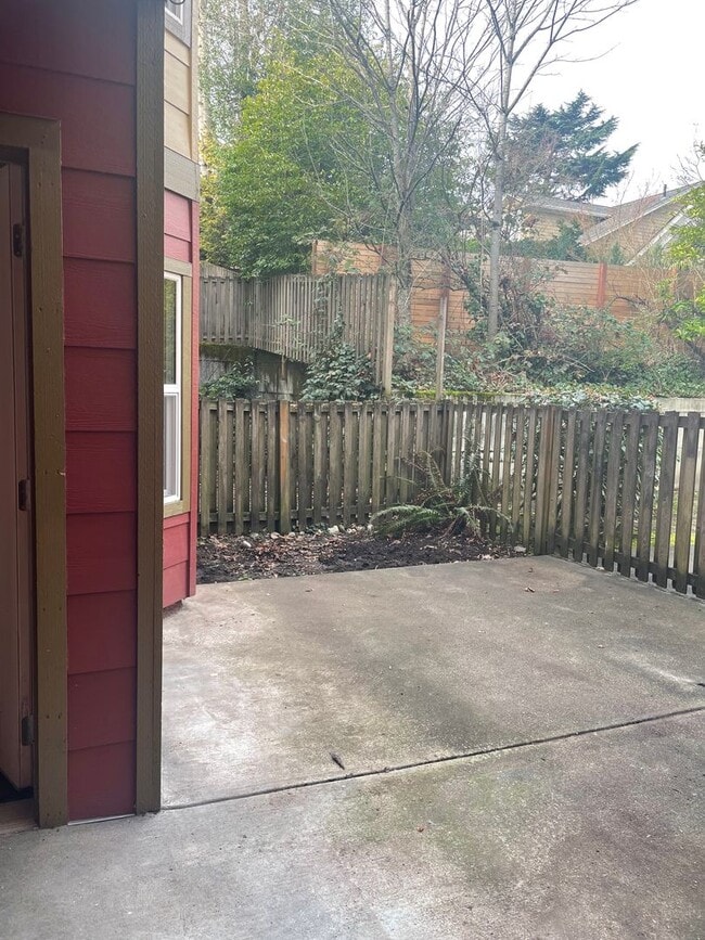 Photo - Orliss Apartment (Garden Court)