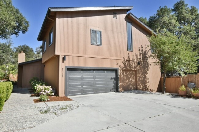 Building Photo - Spacious and Well Appointed Home in the East San Jose Foothills