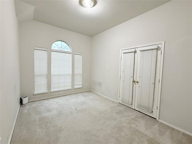 Photo - 6101 Vineyard Ln