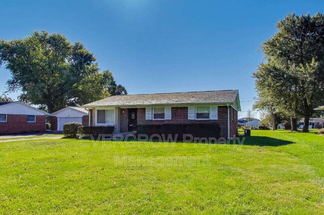 Photo - 705 Orchard Ln