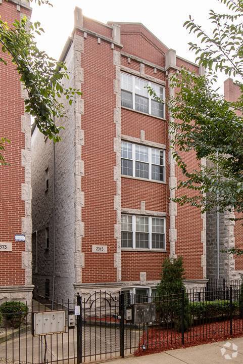 Building Photo - 2315 W Harrison St Unit 3 Rental