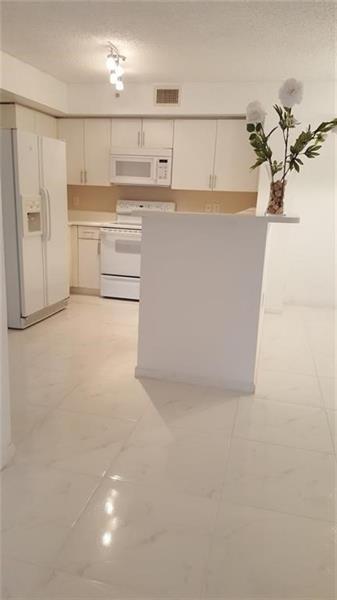 Photo - 4856 N State Rd 7 Unit 103