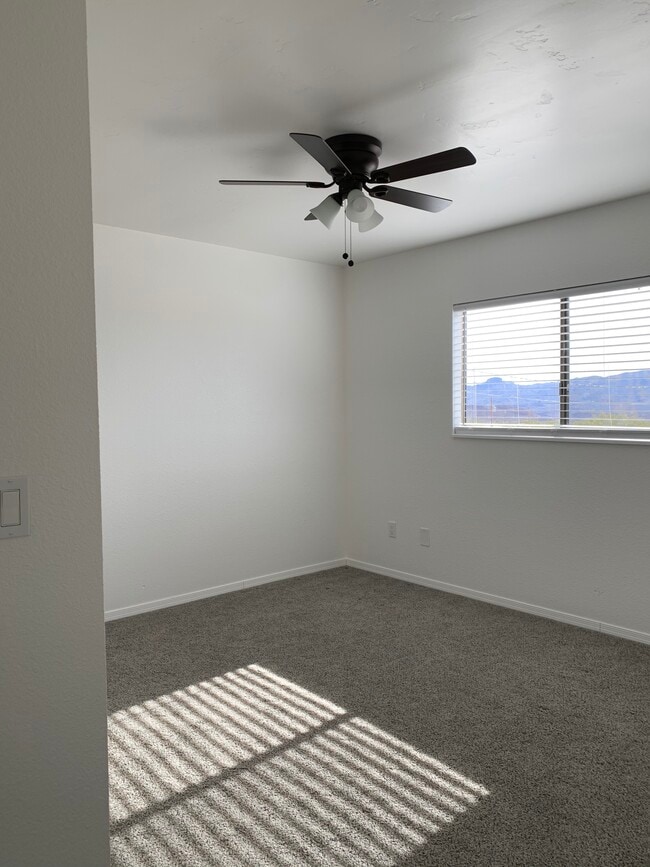 Photo - 3576 Stanford Dr