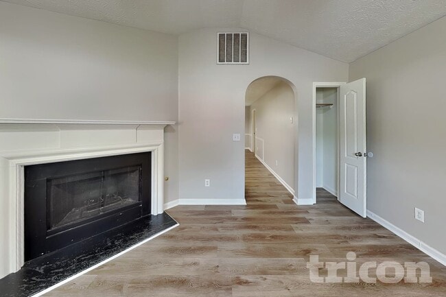 Photo - 135 Tillman Ct