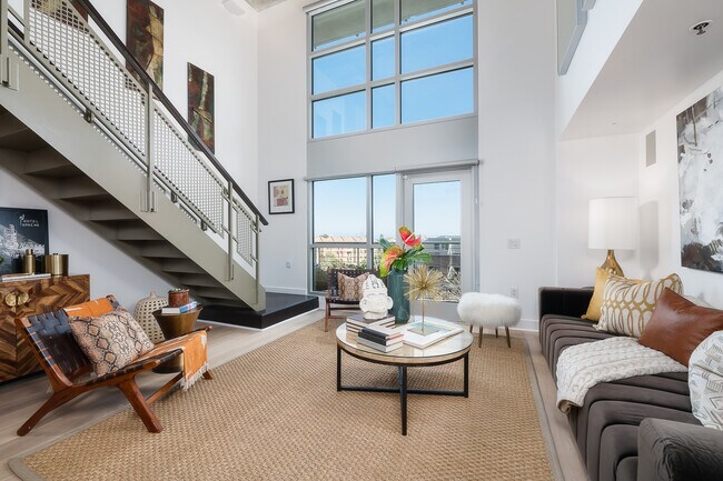 Photo - 200 Brannan St Condo Unit 324