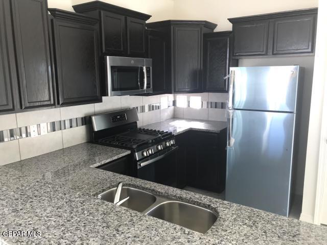 Photo - 809 Chillington Rd