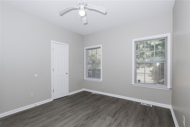 Photo - 2171 Wilson Ave NW