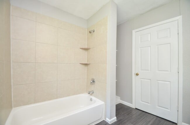 Photo - 206 Winkin Ave