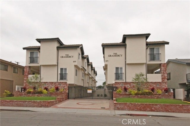 Building Photo - 1675 Gramercy Ave Rental