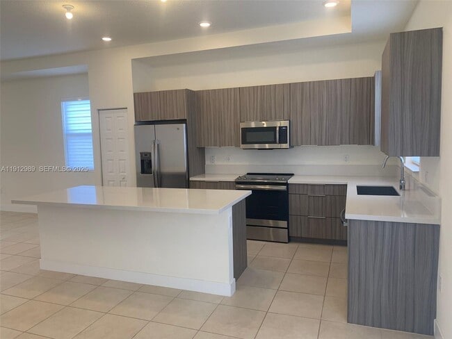 Photo - 10443 NW 82nd St Unit 31