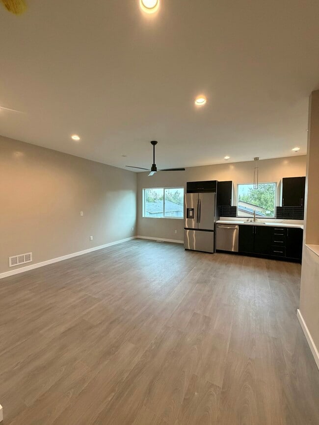 Photo - 8934 Arlon St