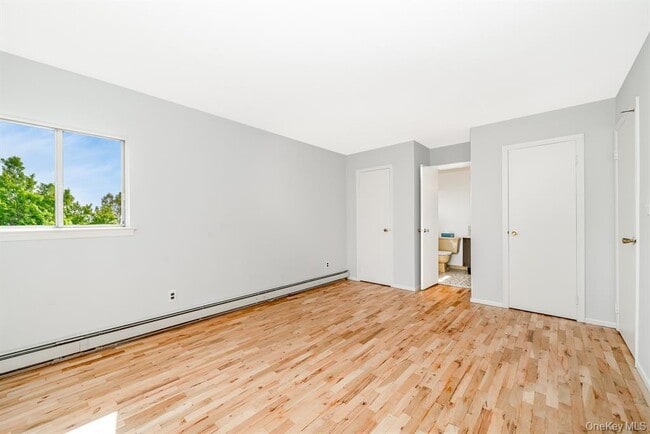 Photo - 227 N Walnut St