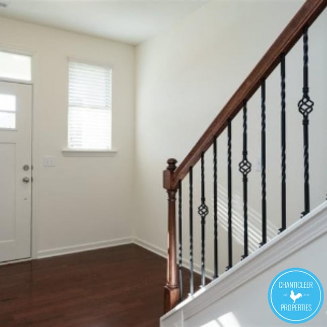 Photo - 125 Hill Shore Ln