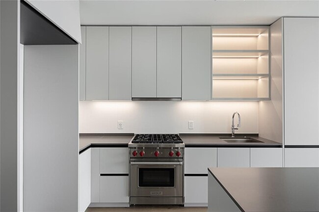 Photo - 610 Davis St Unit 2909