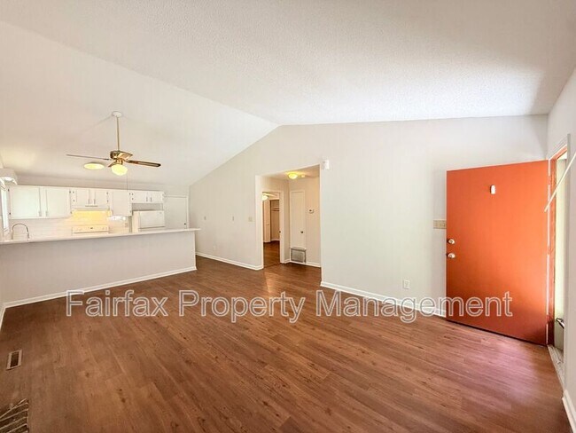 Photo - 475 Cedar Lake Rd Unit A