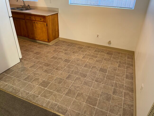 Photo - 485 Mill St Unit 1