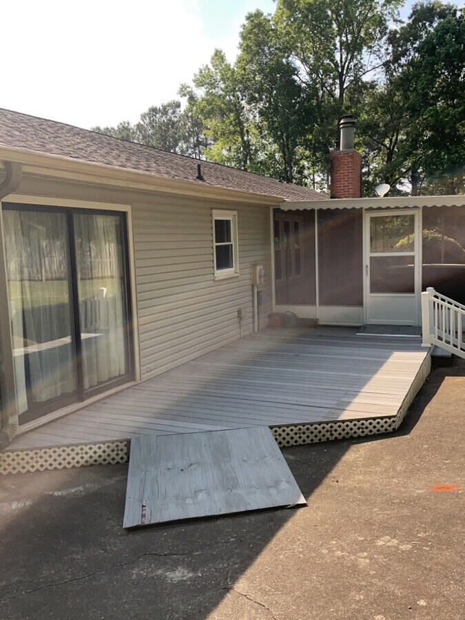 102 Woodhaven Ct House House Rental in Easley, SC