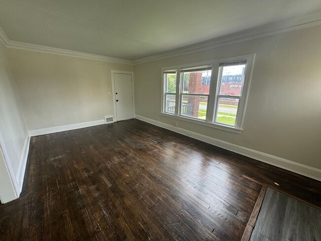 Photo - 3241 Kildare Rd Unit 3241 Kildare Lower