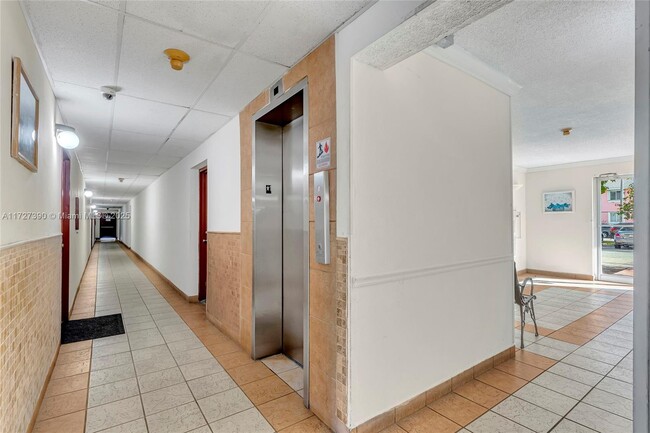 Photo - 4705 NW 7th St Condo Unit 103-7