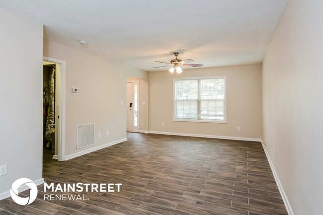 Photo - 86 Gilliam's Xing SW