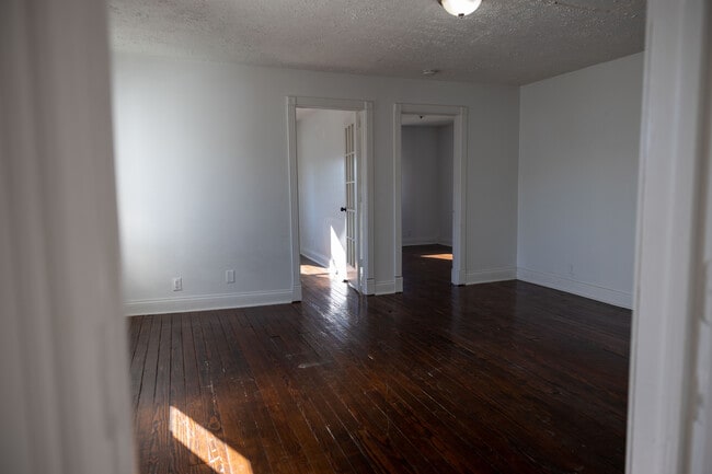Living room looking at bdrms 1 & 2 - 175 Gillette Ave Unit 2