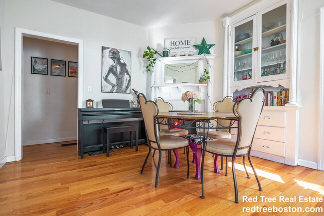 Photo - 66 Brooks St Unit U2
