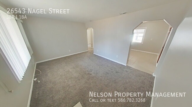 Photo - 26543 Nagel St