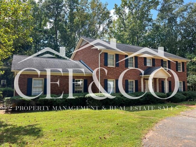 Building Photo - Large 2-Story 3BR/3BA Home with Garage, Ap...