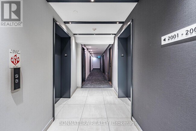 Photo - 4065 Confederation Pkwy Unité 2003