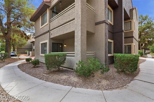 5042 S Rainbow Blvd