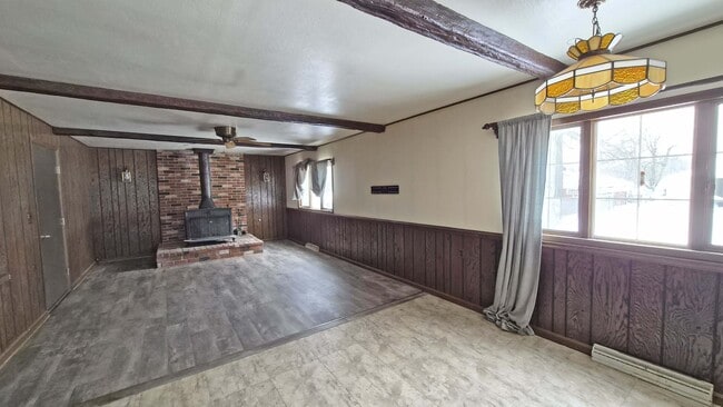 Photo - 2689 Sierra Dr